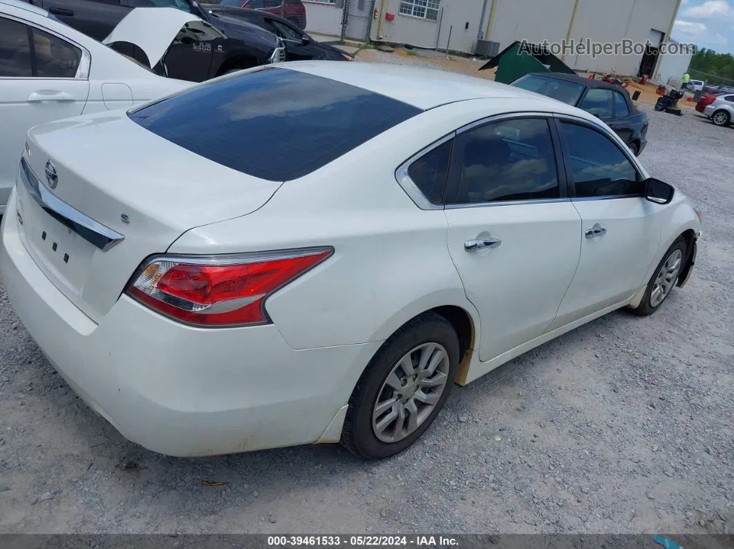 2015 Nissan Altima 2.5 S Белый vin: 1N4AL3AP7FN366564