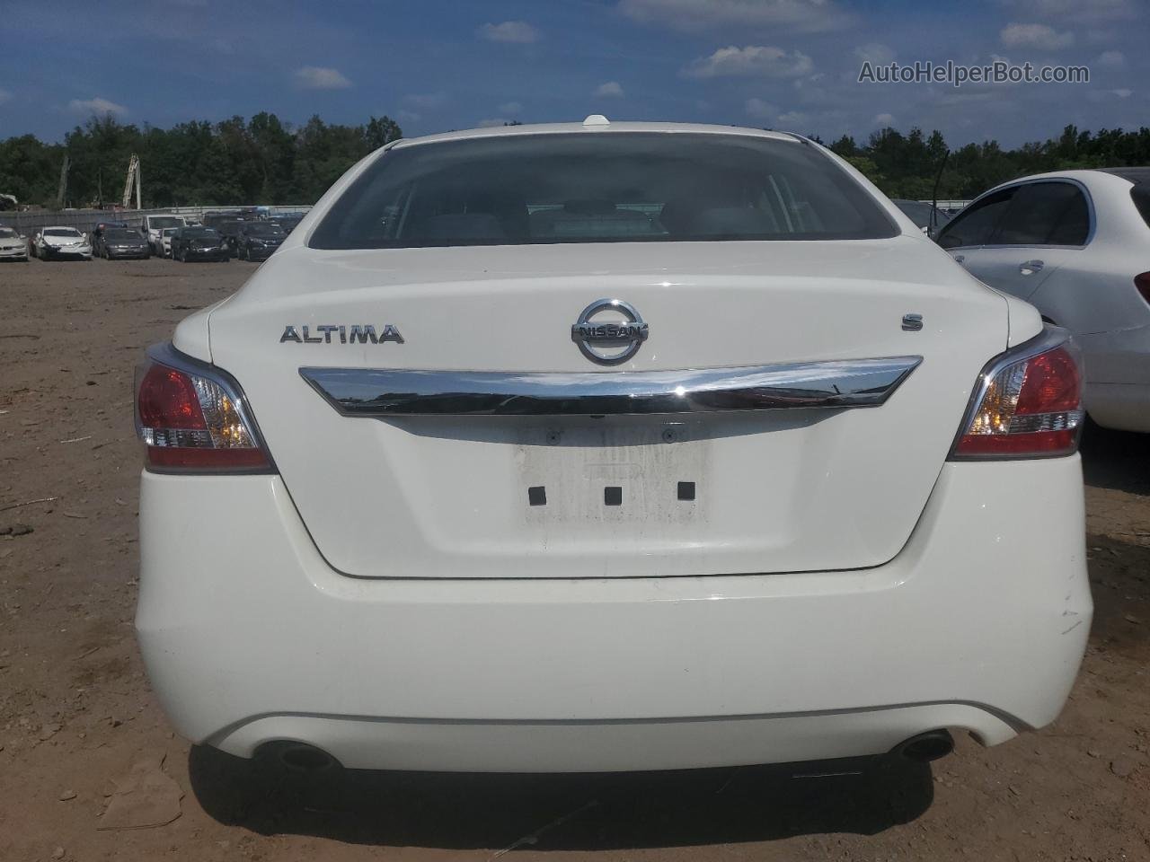 2015 Nissan Altima 2.5 Белый vin: 1N4AL3AP7FN408134