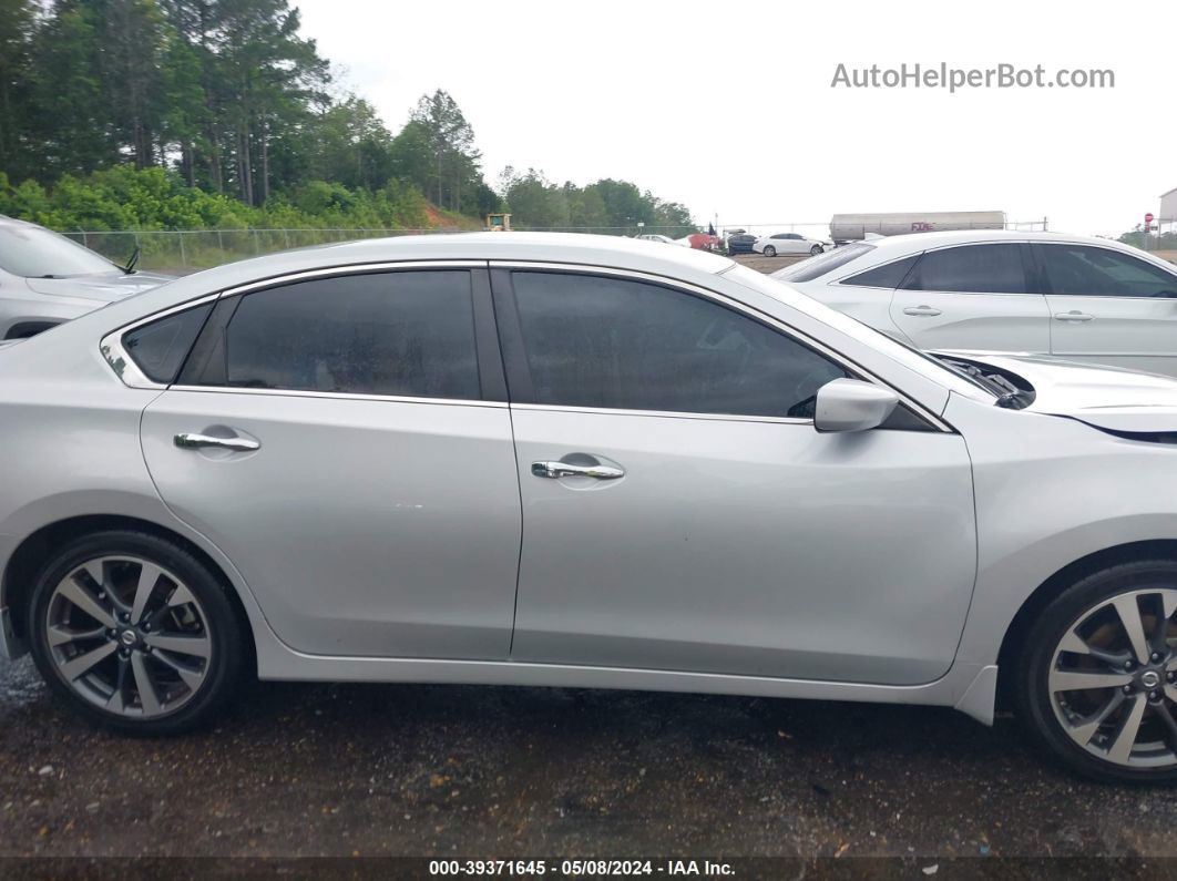 2017 Nissan Altima 2.5 Sr Silver vin: 1N4AL3AP7HC132231