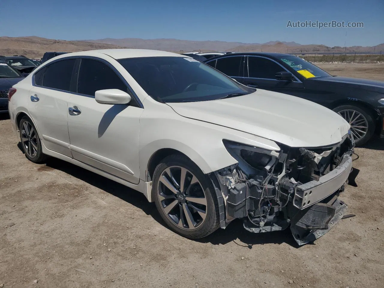 2017 Nissan Altima 2.5 White vin: 1N4AL3AP7HC215822