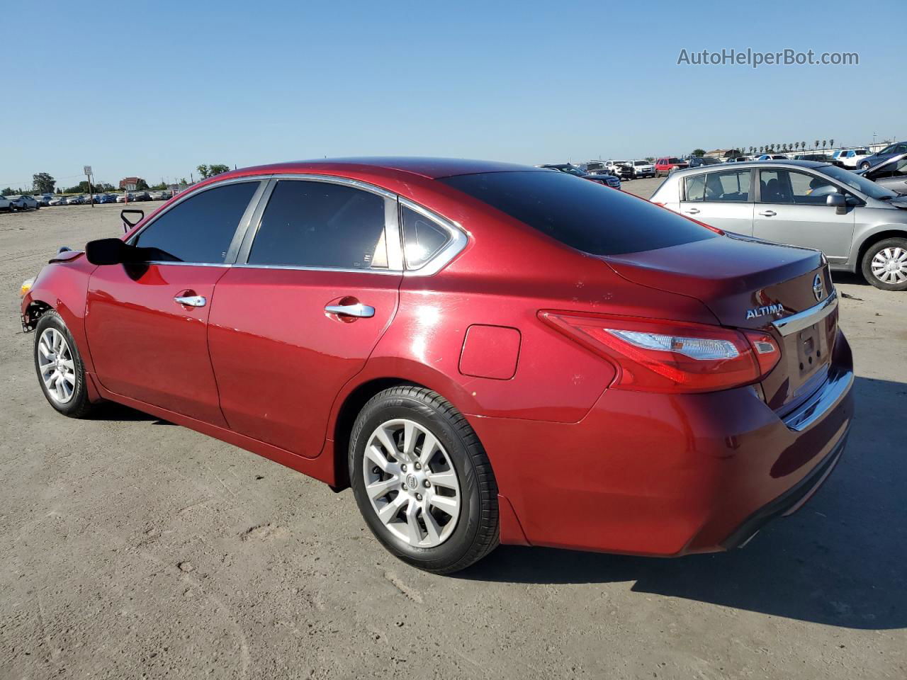 2017 Nissan Altima 2.5 Red vin: 1N4AL3AP7HC231079