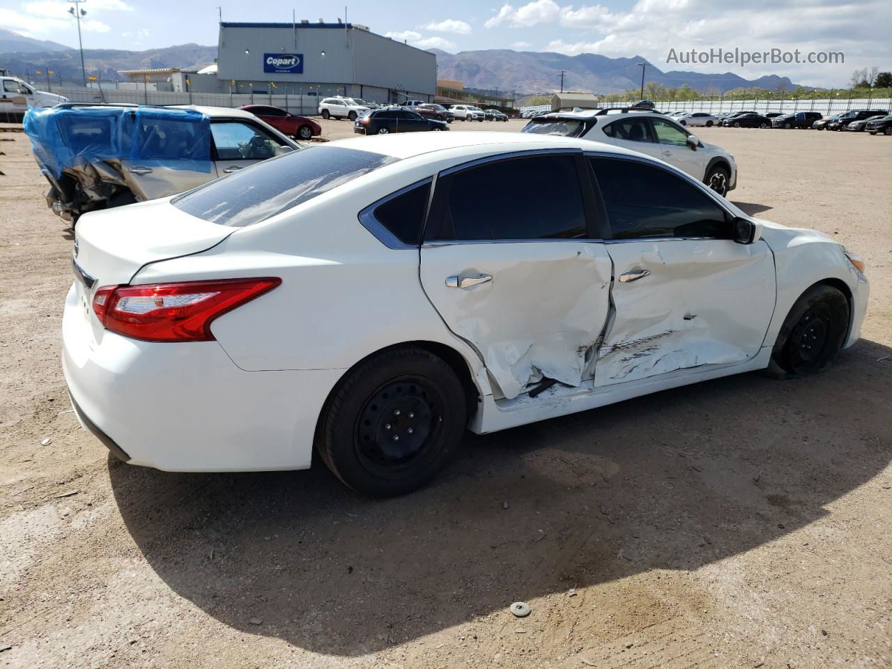 2017 Nissan Altima 2.5 White vin: 1N4AL3AP7HC291850