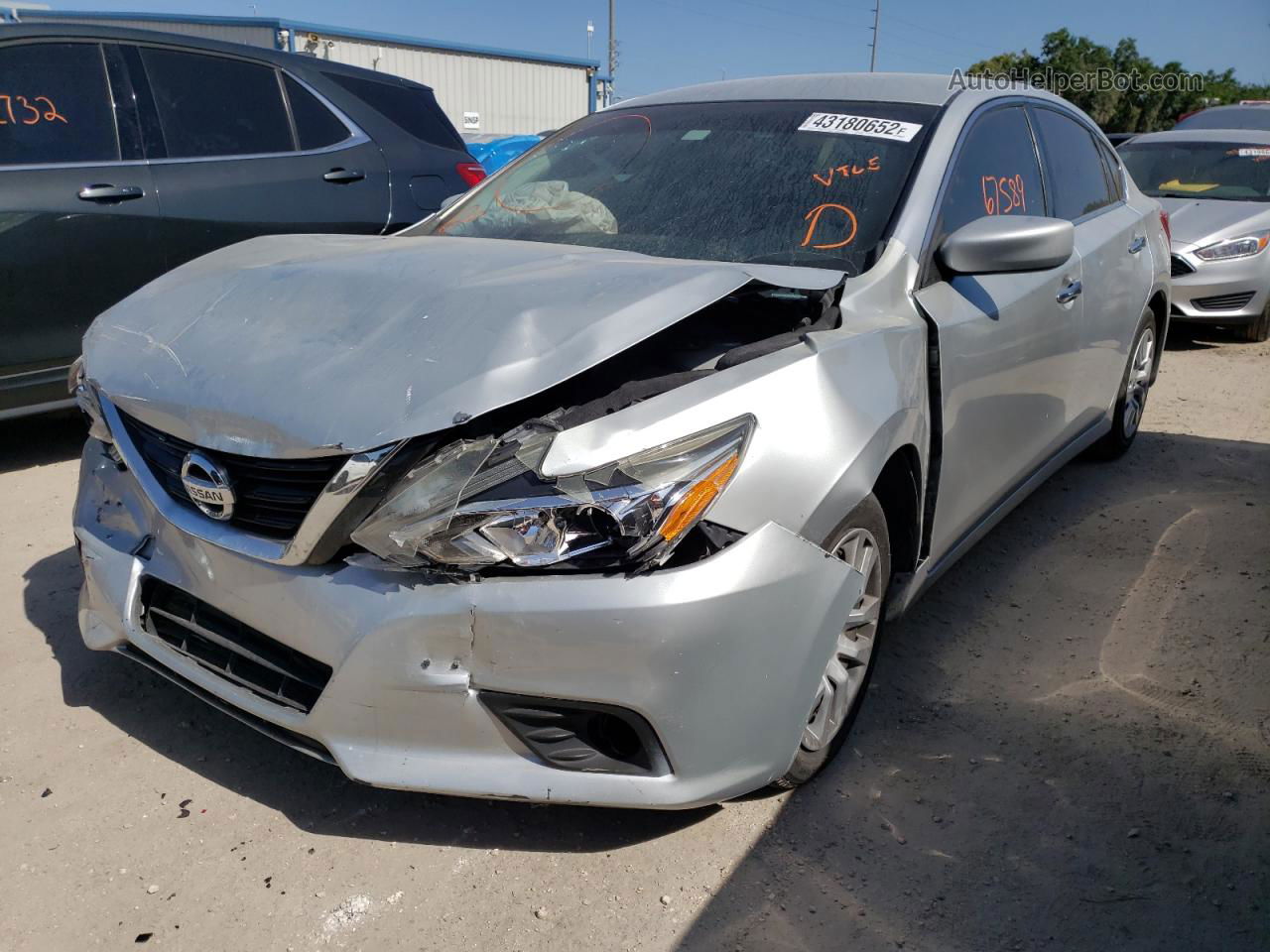 2018 Nissan Altima 2.5 Silver vin: 1N4AL3AP7JC122594