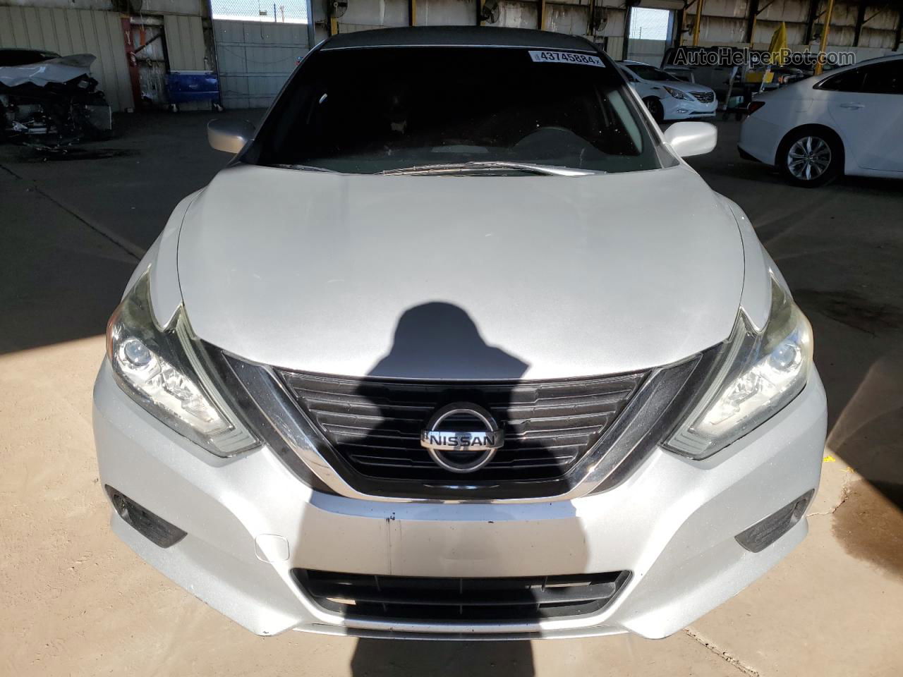 2018 Nissan Altima 2.5 Silver vin: 1N4AL3AP7JC157815