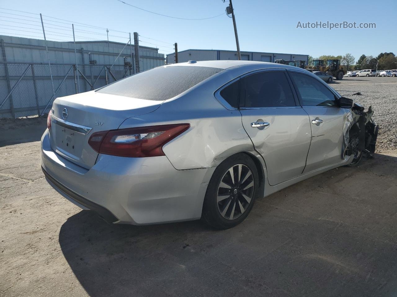 2018 Nissan Altima 2.5 Silver vin: 1N4AL3AP7JC243657