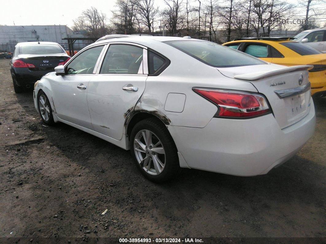 2014 Nissan Altima 2.5 Sv White vin: 1N4AL3AP8EC123565