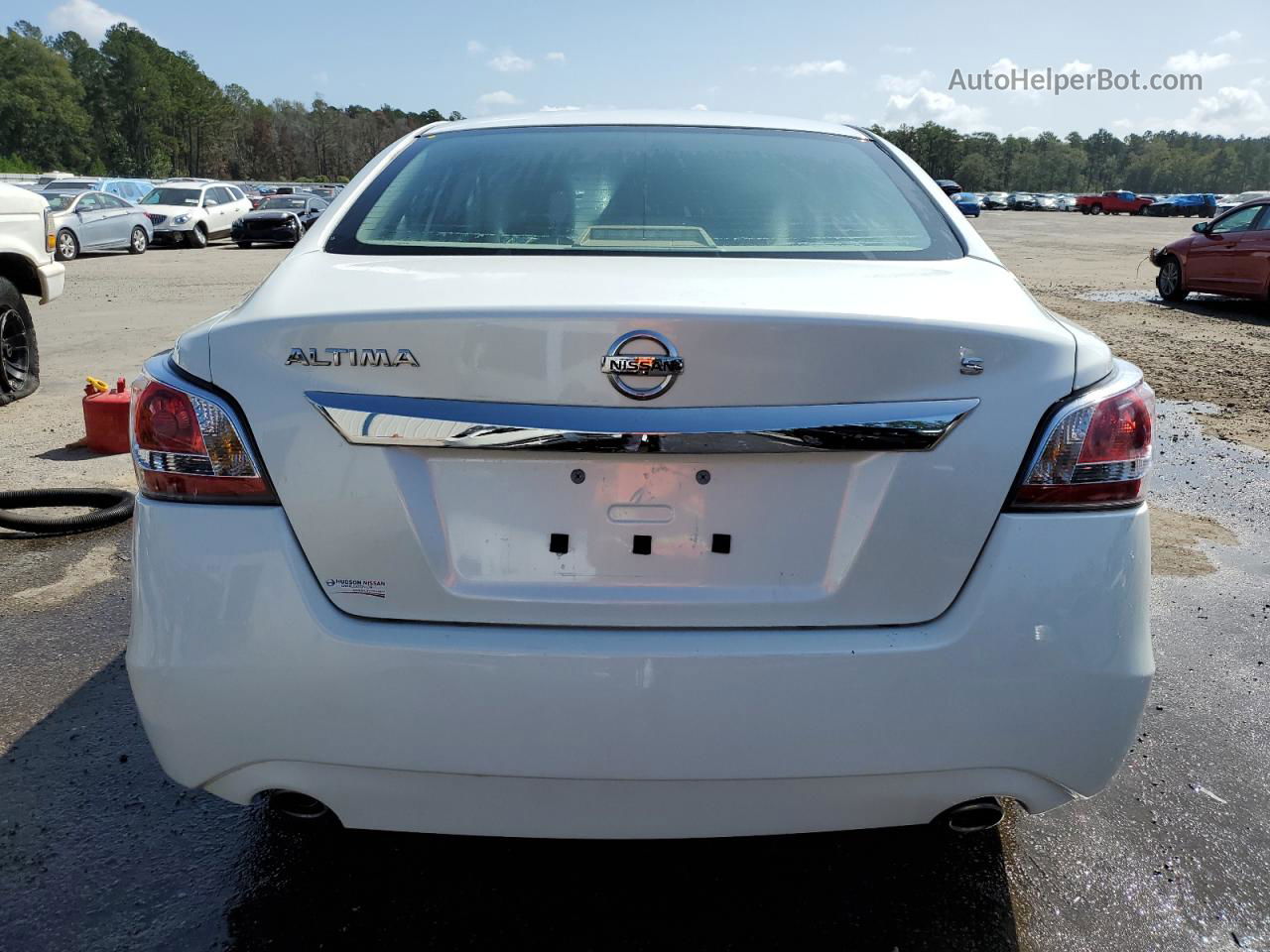 2015 Nissan Altima 2.5 Белый vin: 1N4AL3AP8FC160634