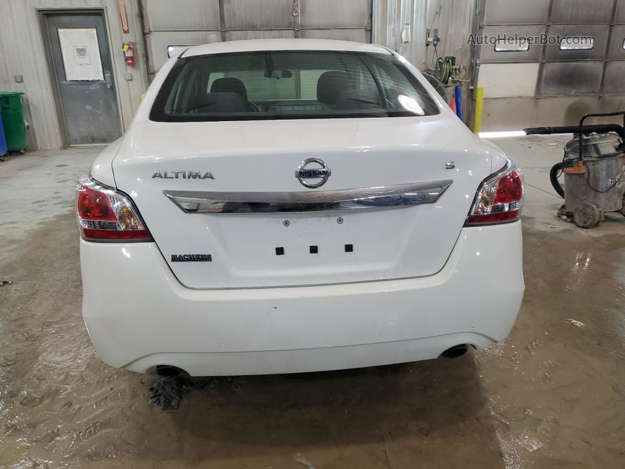 2015 Nissan Altima 2.5 White vin: 1N4AL3AP8FC254769