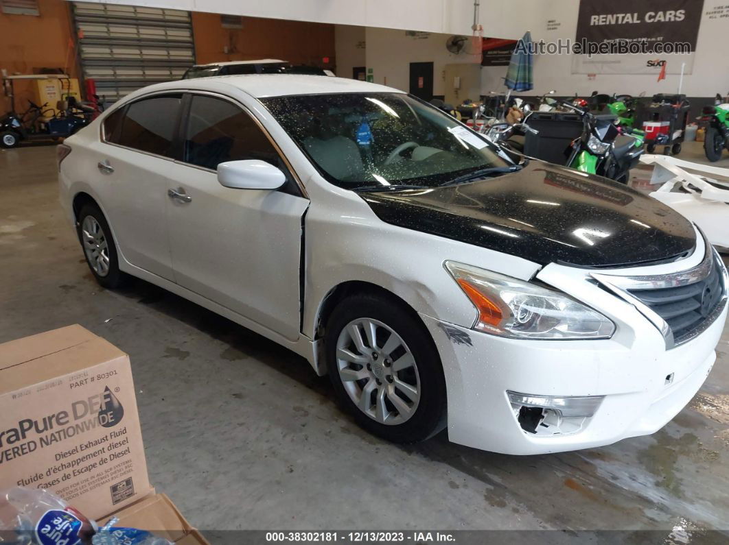 2015 Nissan Altima 2.5 S Белый vin: 1N4AL3AP8FC464904