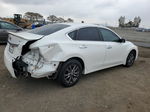 2015 Nissan Altima 2.5 White vin: 1N4AL3AP8FN345898