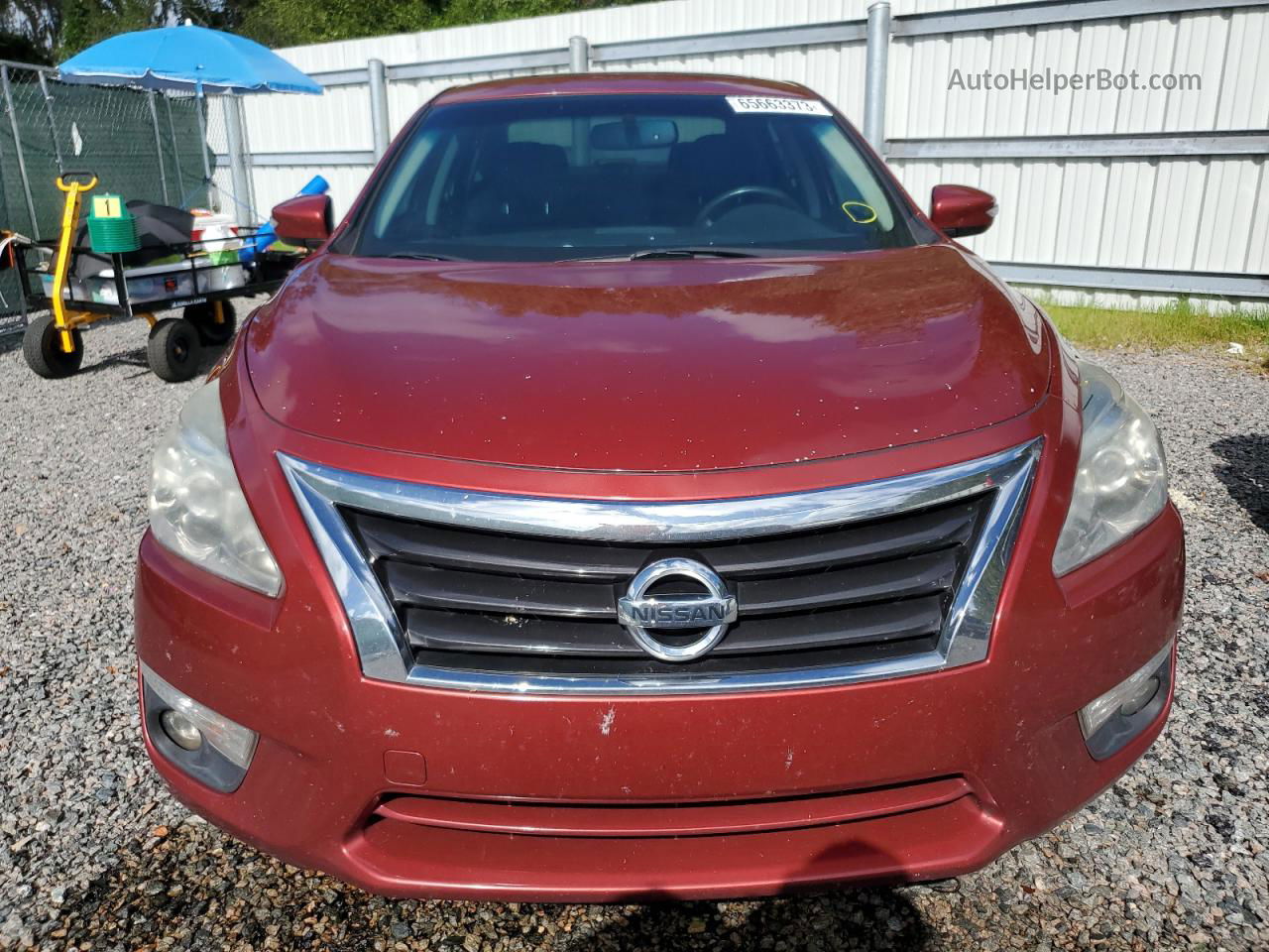 2015 Nissan Altima 2.5 Red vin: 1N4AL3AP8FN884148