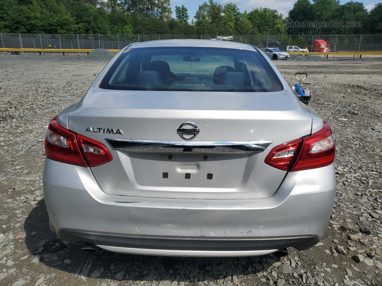 2016 Nissan Altima 2.5 Silver vin: 1N4AL3AP8GN361620