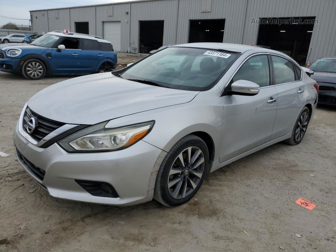 2017 Nissan Altima 2.5 Silver vin: 1N4AL3AP8HC171314