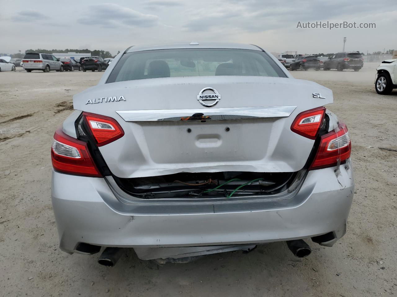 2017 Nissan Altima 2.5 Silver vin: 1N4AL3AP8HC171314