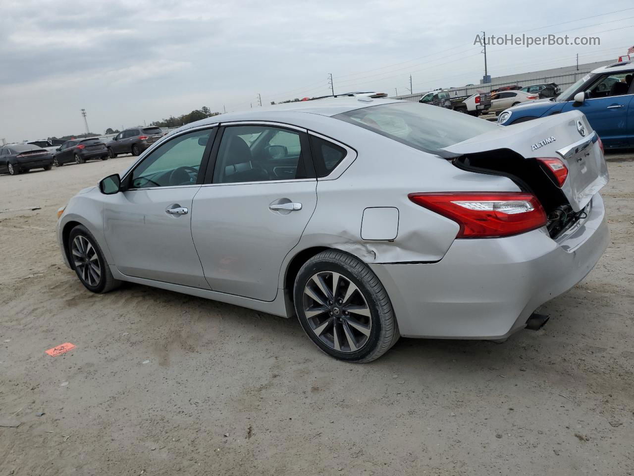 2017 Nissan Altima 2.5 Silver vin: 1N4AL3AP8HC171314