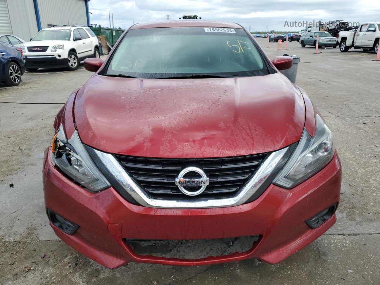 2018 Nissan Altima 2.5 Red vin: 1N4AL3AP8JC180438