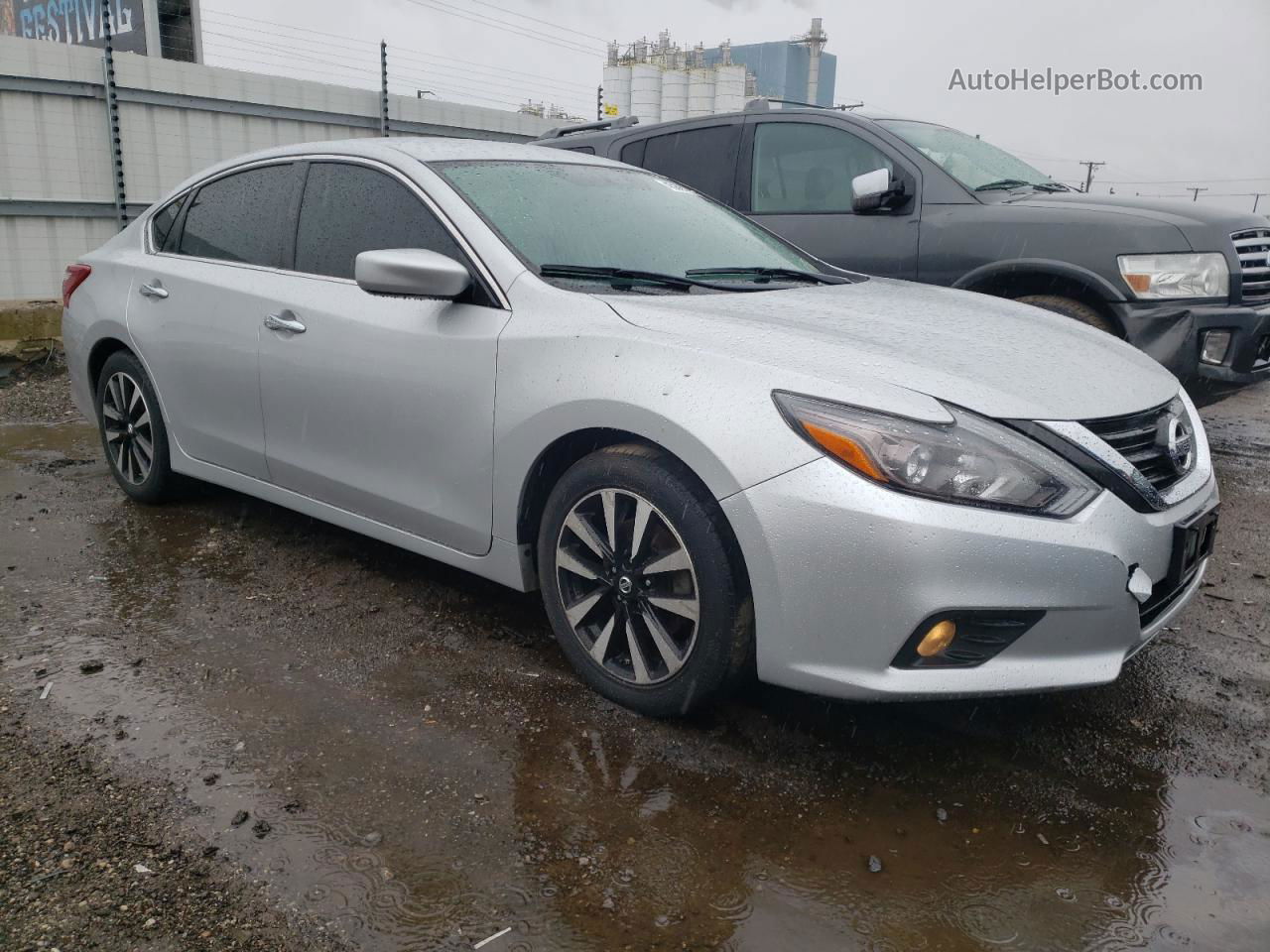 2018 Nissan Altima 2.5 Silver vin: 1N4AL3AP8JC181492