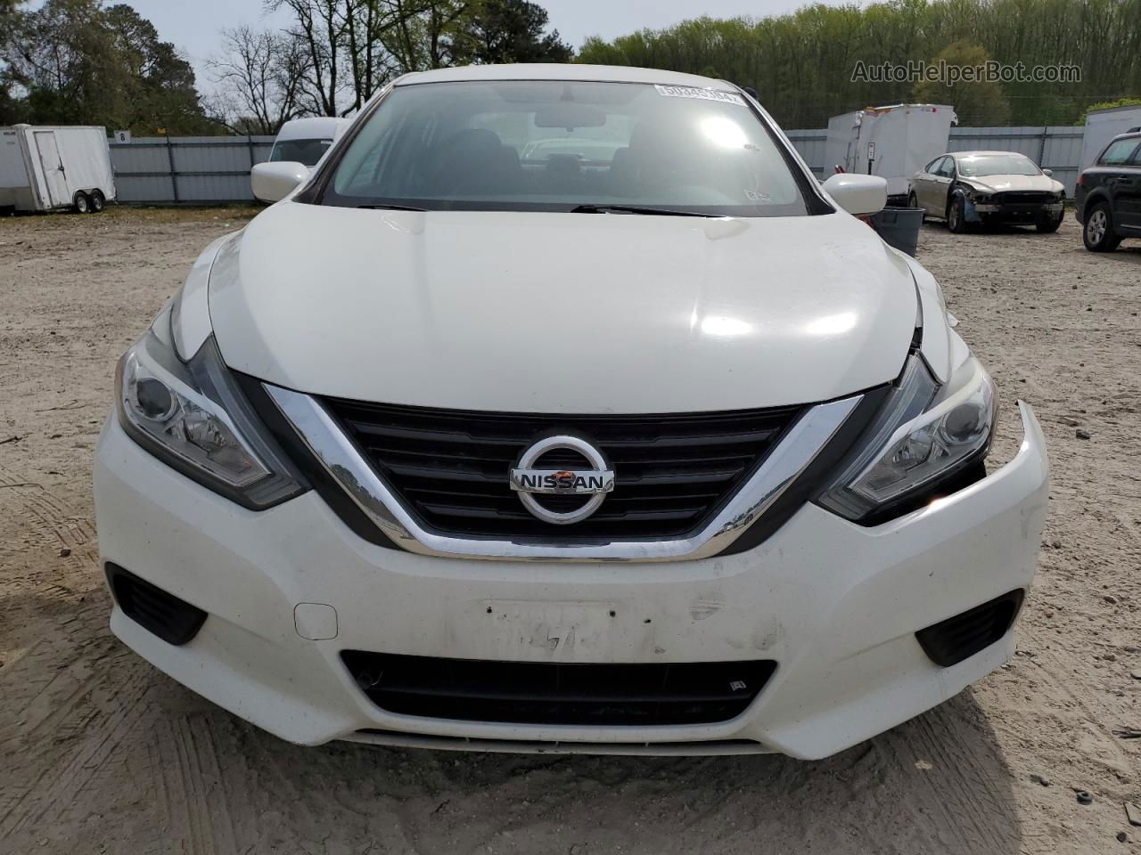 2018 Nissan Altima 2.5 Белый vin: 1N4AL3AP8JC197711