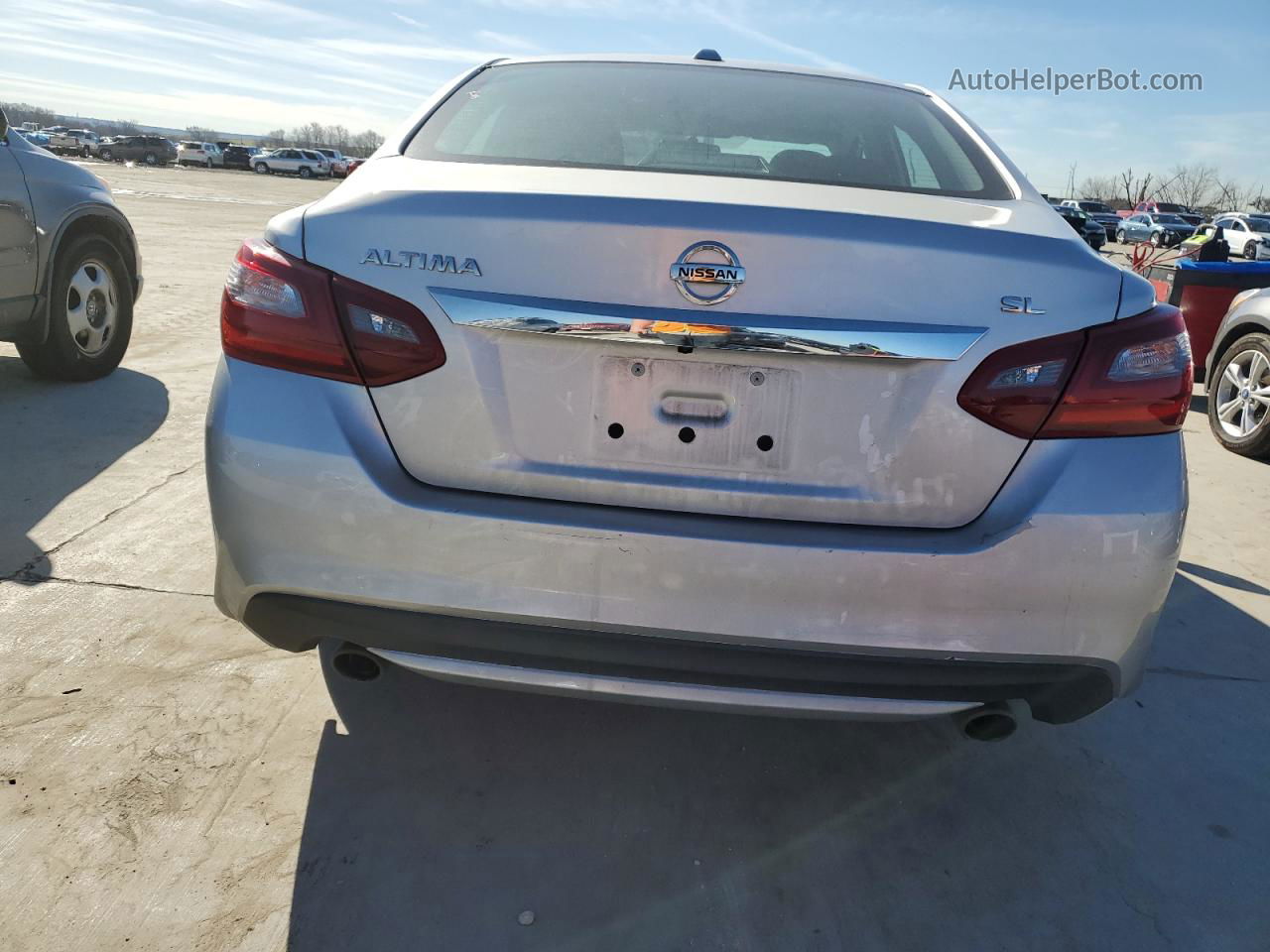 2018 Nissan Altima 2.5 Silver vin: 1N4AL3AP8JC214345