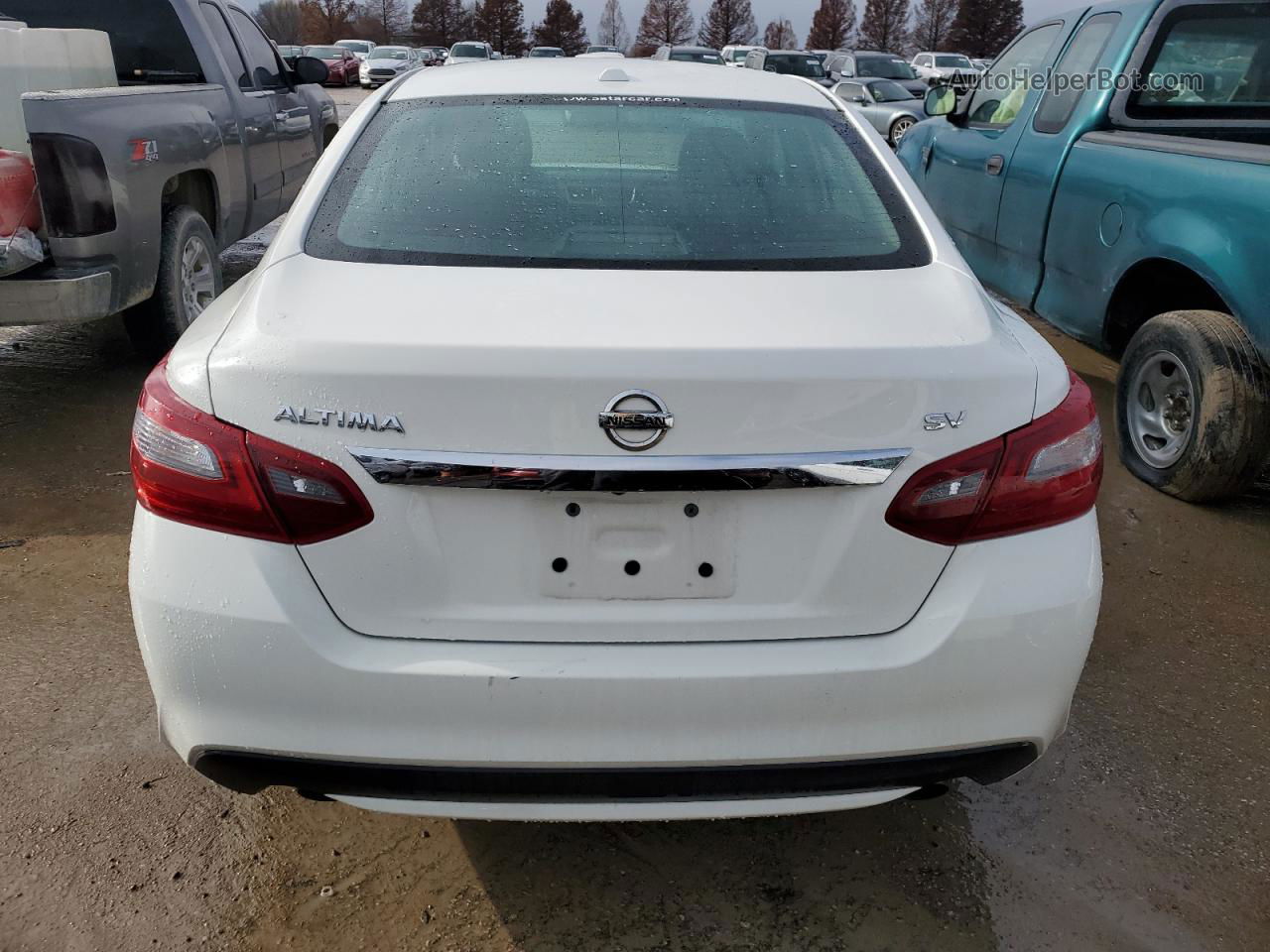 2018 Nissan Altima 2.5 White vin: 1N4AL3AP8JC264579