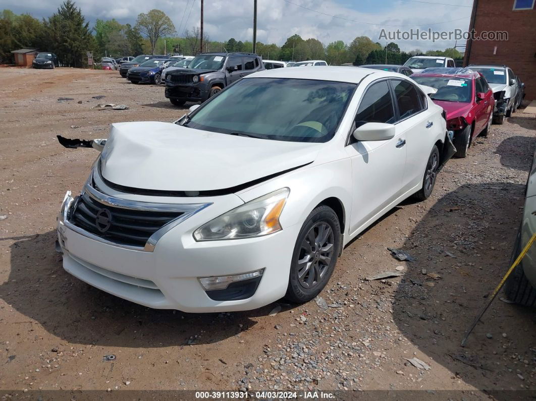 2015 Nissan Altima 2.5 S White vin: 1N4AL3AP9FC198244