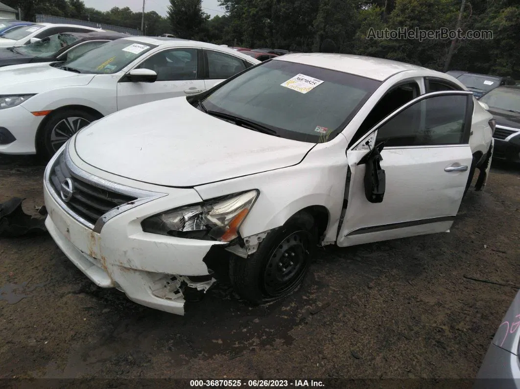 2015 Nissan Altima 2.5 S White vin: 1N4AL3AP9FC201000