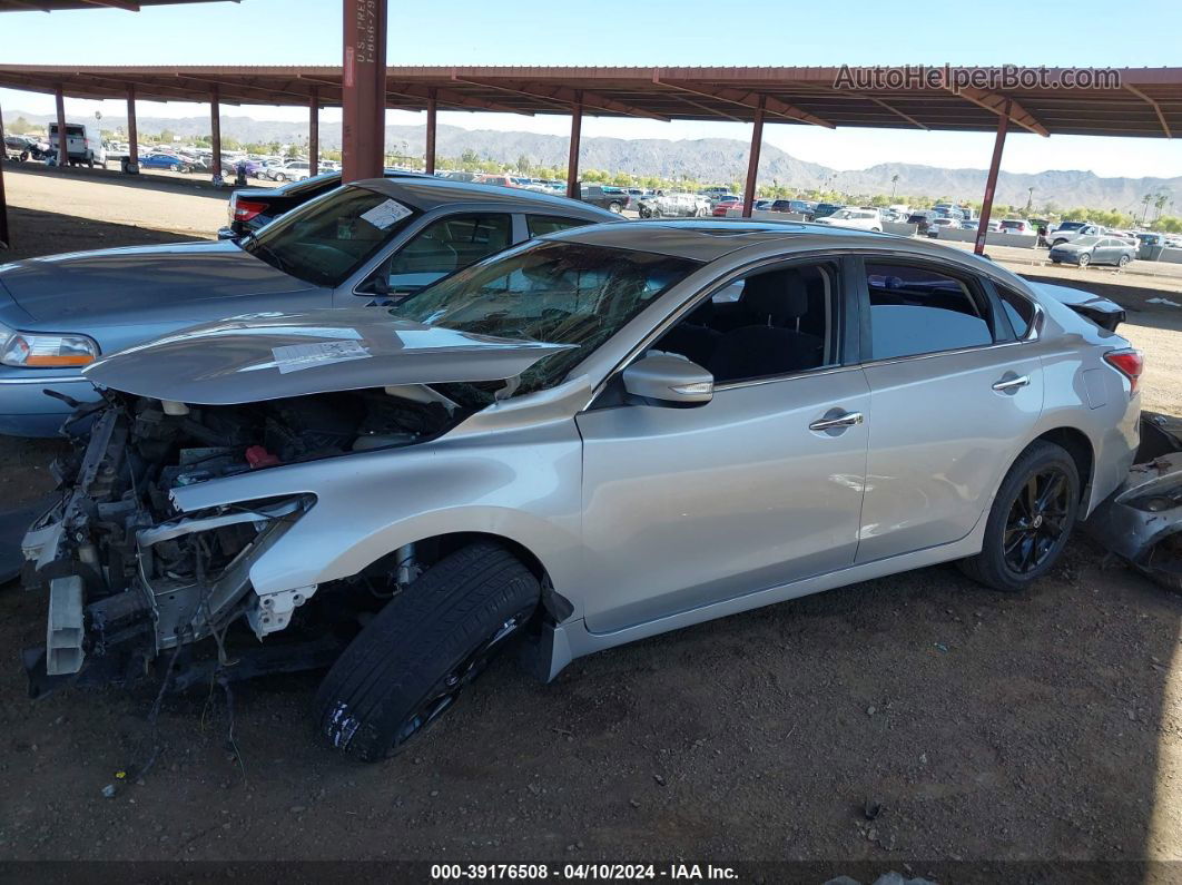 2015 Nissan Altima 2.5 Sv Silver vin: 1N4AL3AP9FC201658