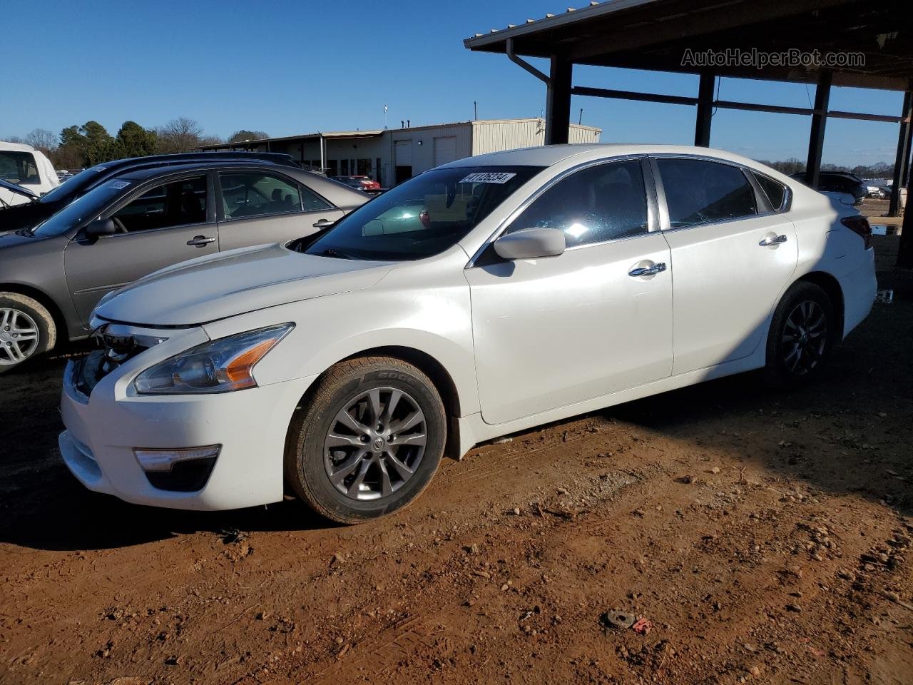 2015 Nissan Altima 2.5 White vin: 1N4AL3AP9FC569032