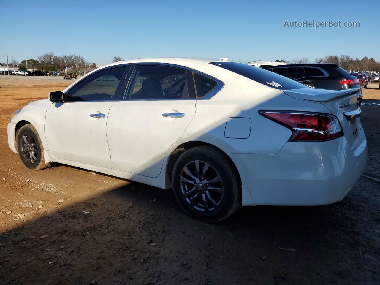 2015 Nissan Altima 2.5 White vin: 1N4AL3AP9FC569032