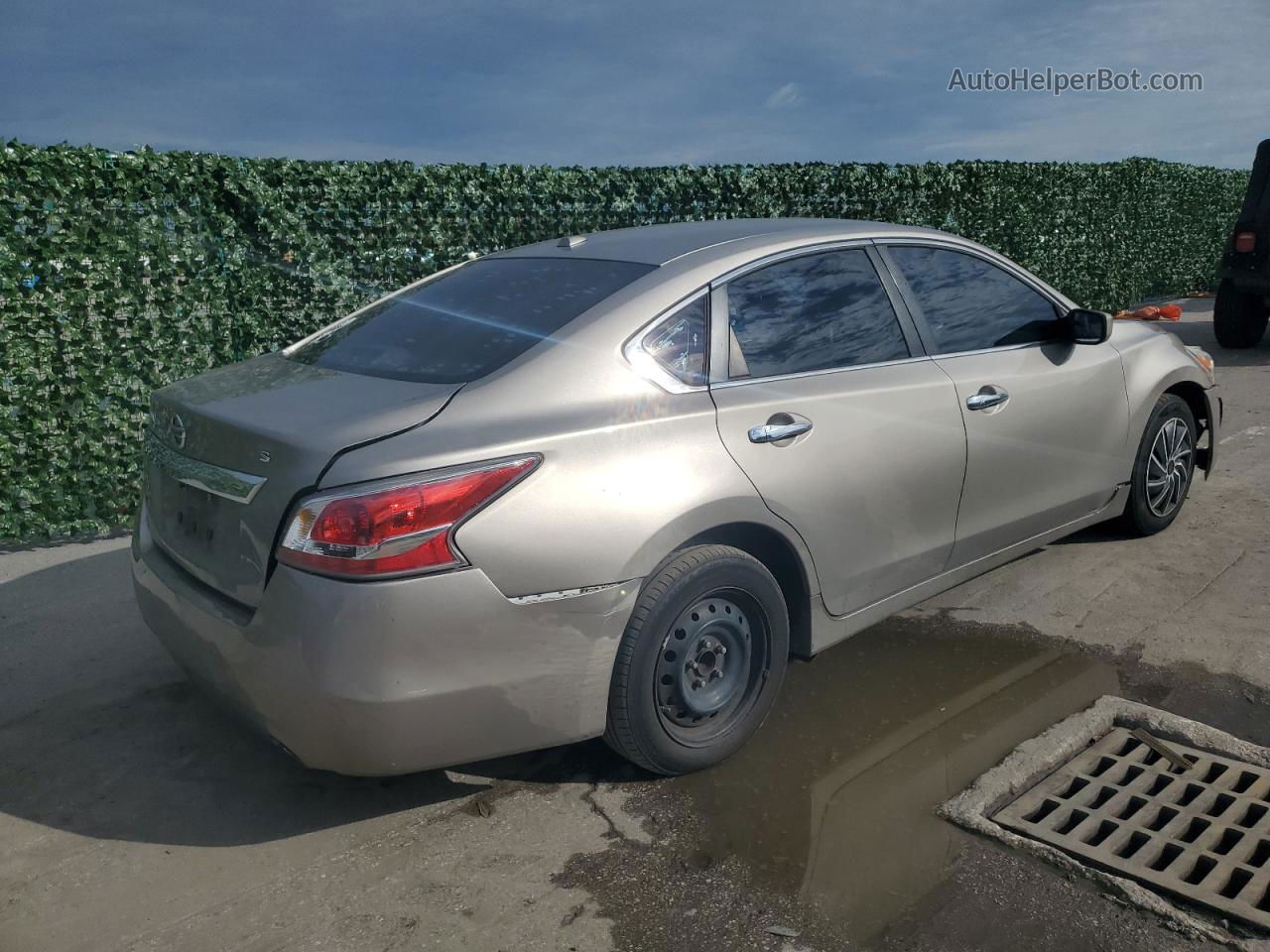 2015 Nissan Altima 2.5 Кремовый vin: 1N4AL3AP9FN322906