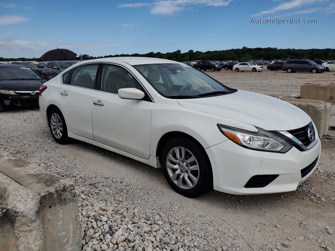 2017 Nissan Altima 2.5 White vin: 1N4AL3AP9HN351793