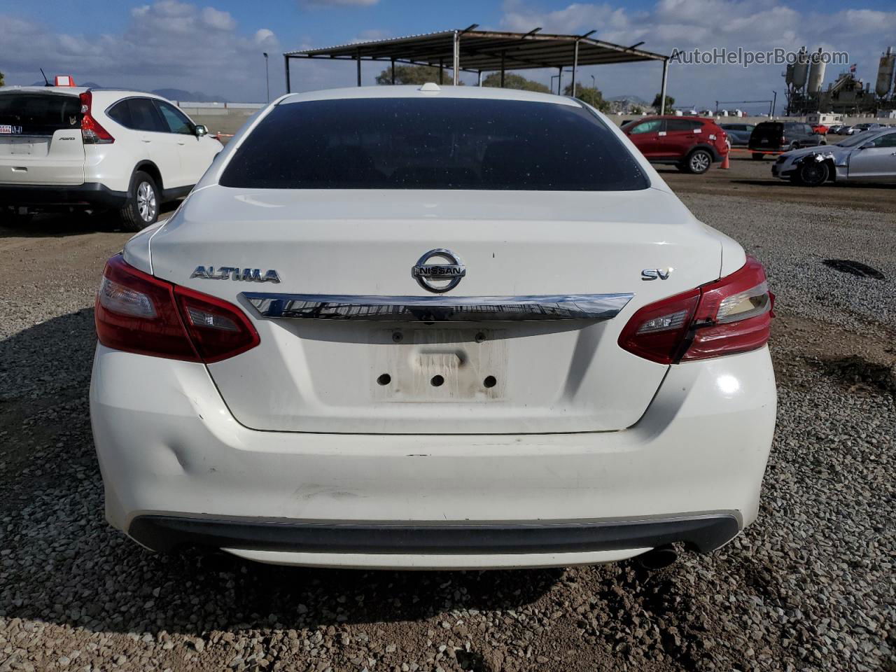 2018 Nissan Altima 2.5 White vin: 1N4AL3AP9JC190153