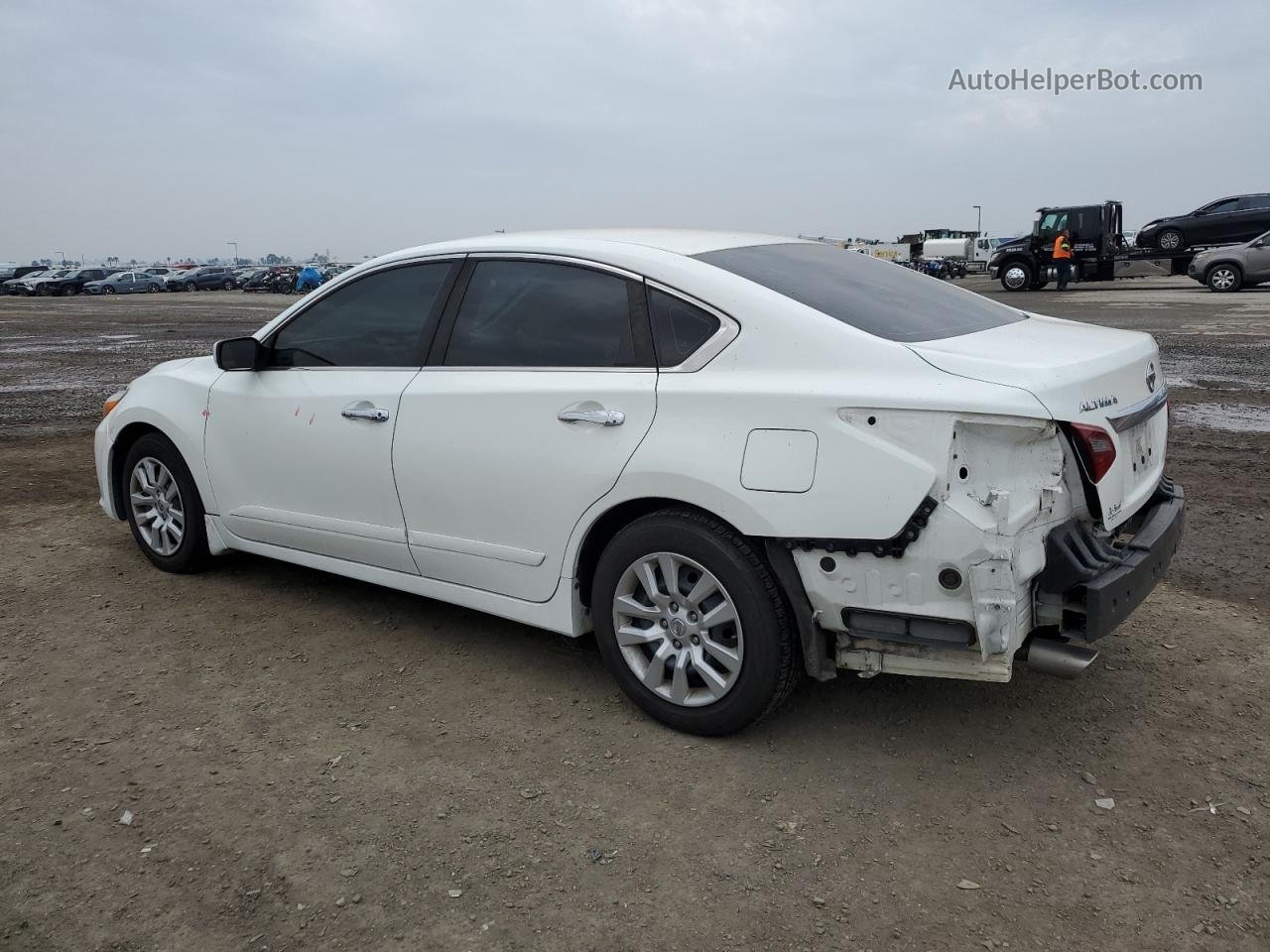 2018 Nissan Altima 2.5 White vin: 1N4AL3AP9JC205458