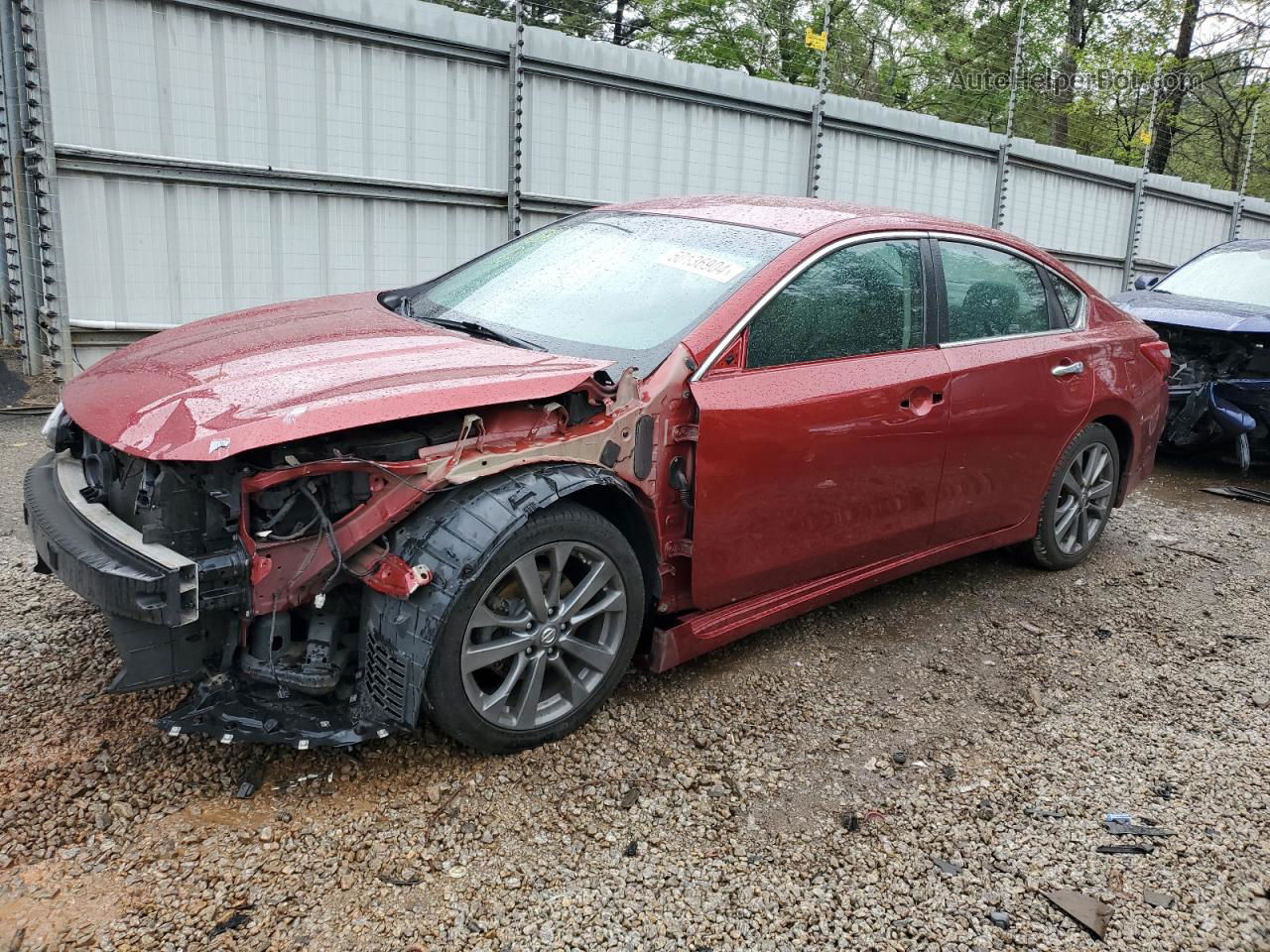 2018 Nissan Altima 2.5 Red vin: 1N4AL3AP9JC219733