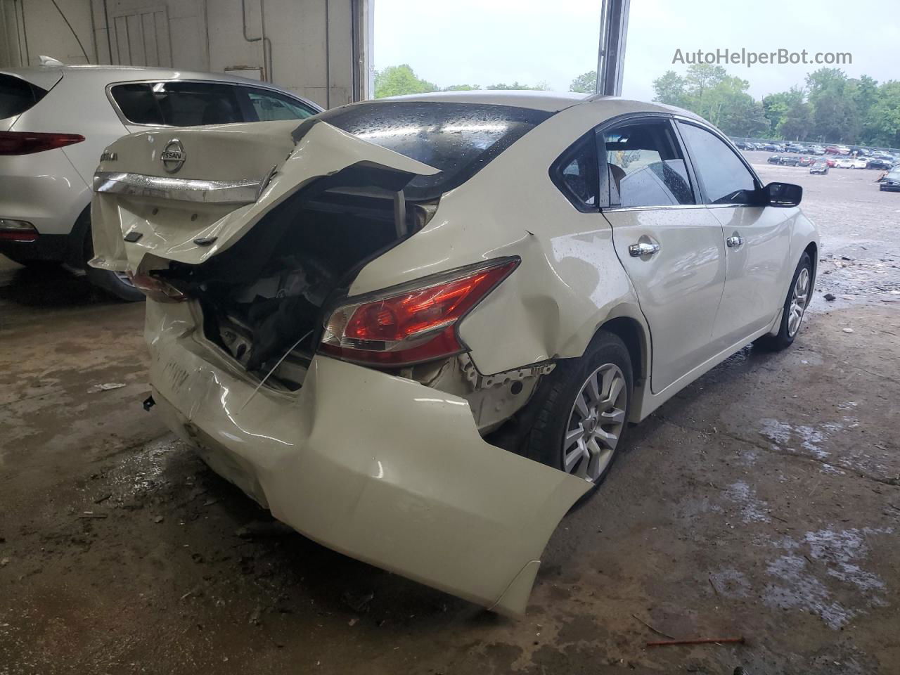 2014 Nissan Altima 2.5 White vin: 1N4AL3APXEN216513