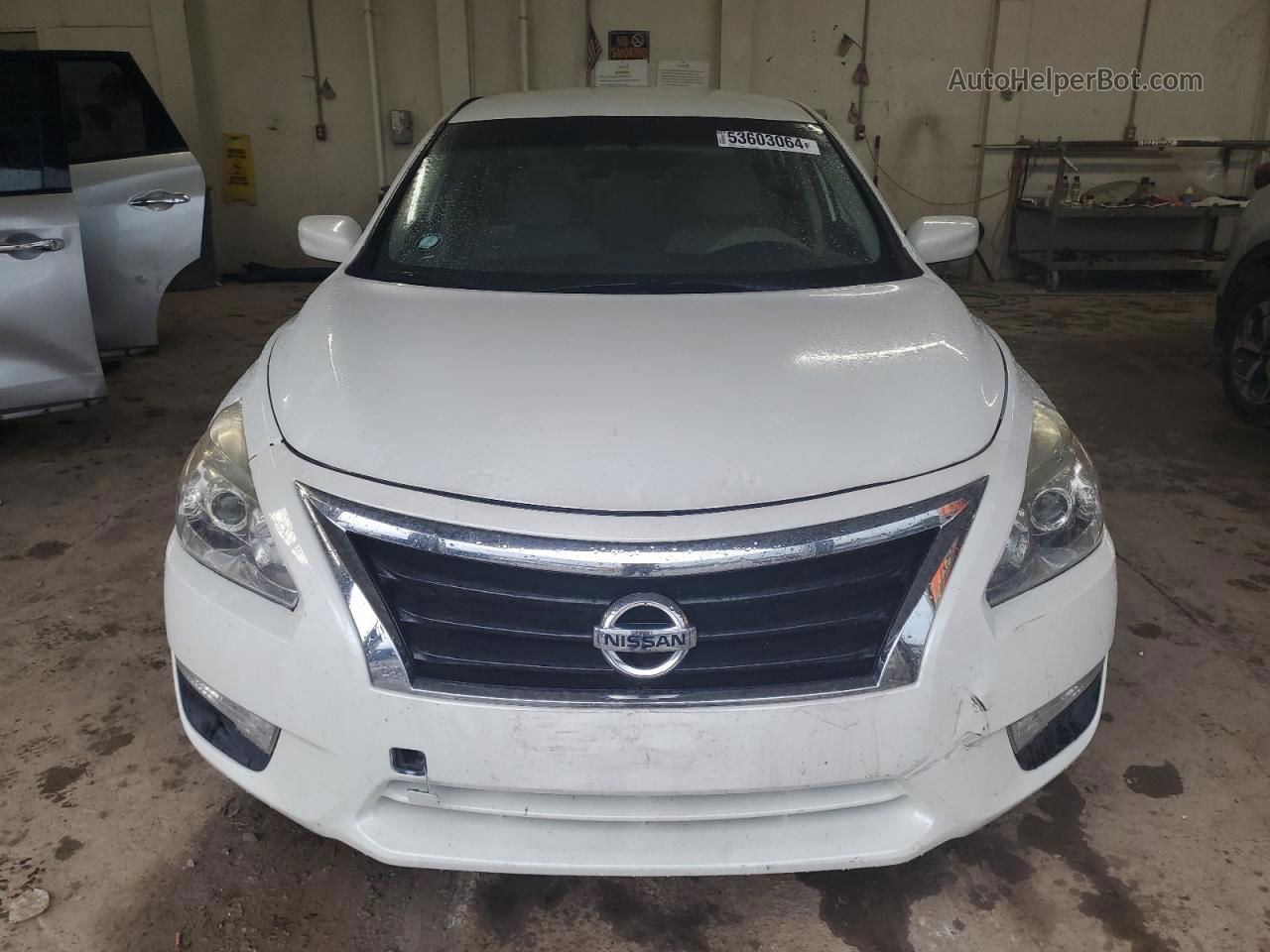 2014 Nissan Altima 2.5 White vin: 1N4AL3APXEN216513