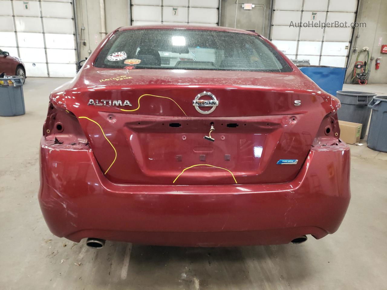 2014 Nissan Altima 2.5 Красный vin: 1N4AL3APXEN224918