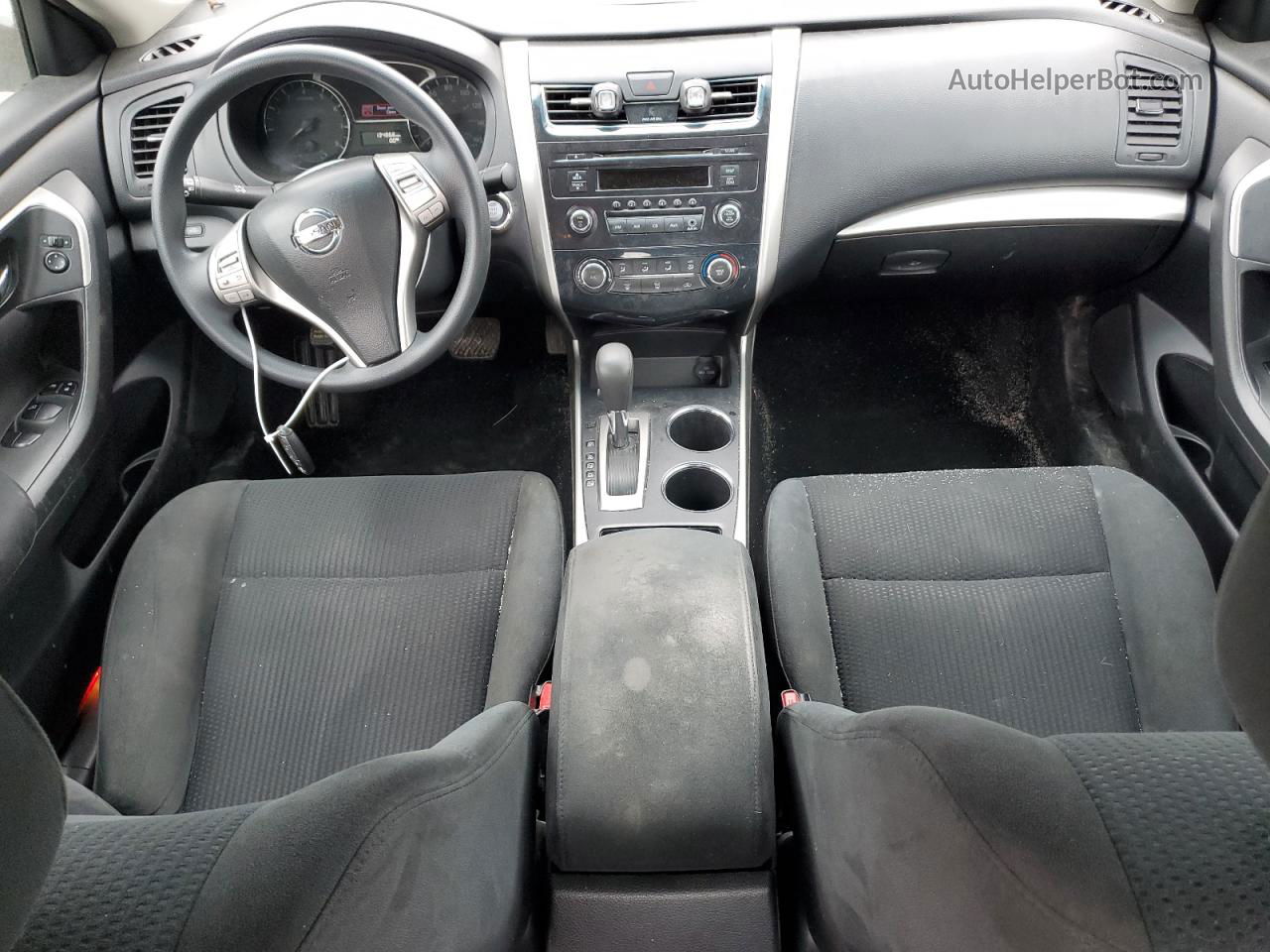 2015 Nissan Altima 2.5 Серебряный vin: 1N4AL3APXFC168136