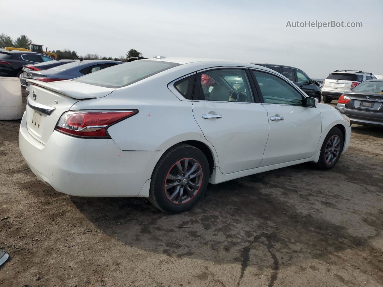 2015 Nissan Altima 2.5 White vin: 1N4AL3APXFC178679