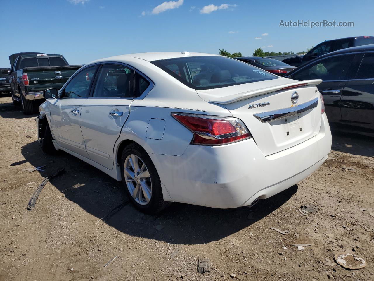 2015 Nissan Altima 2.5 White vin: 1N4AL3APXFC224916