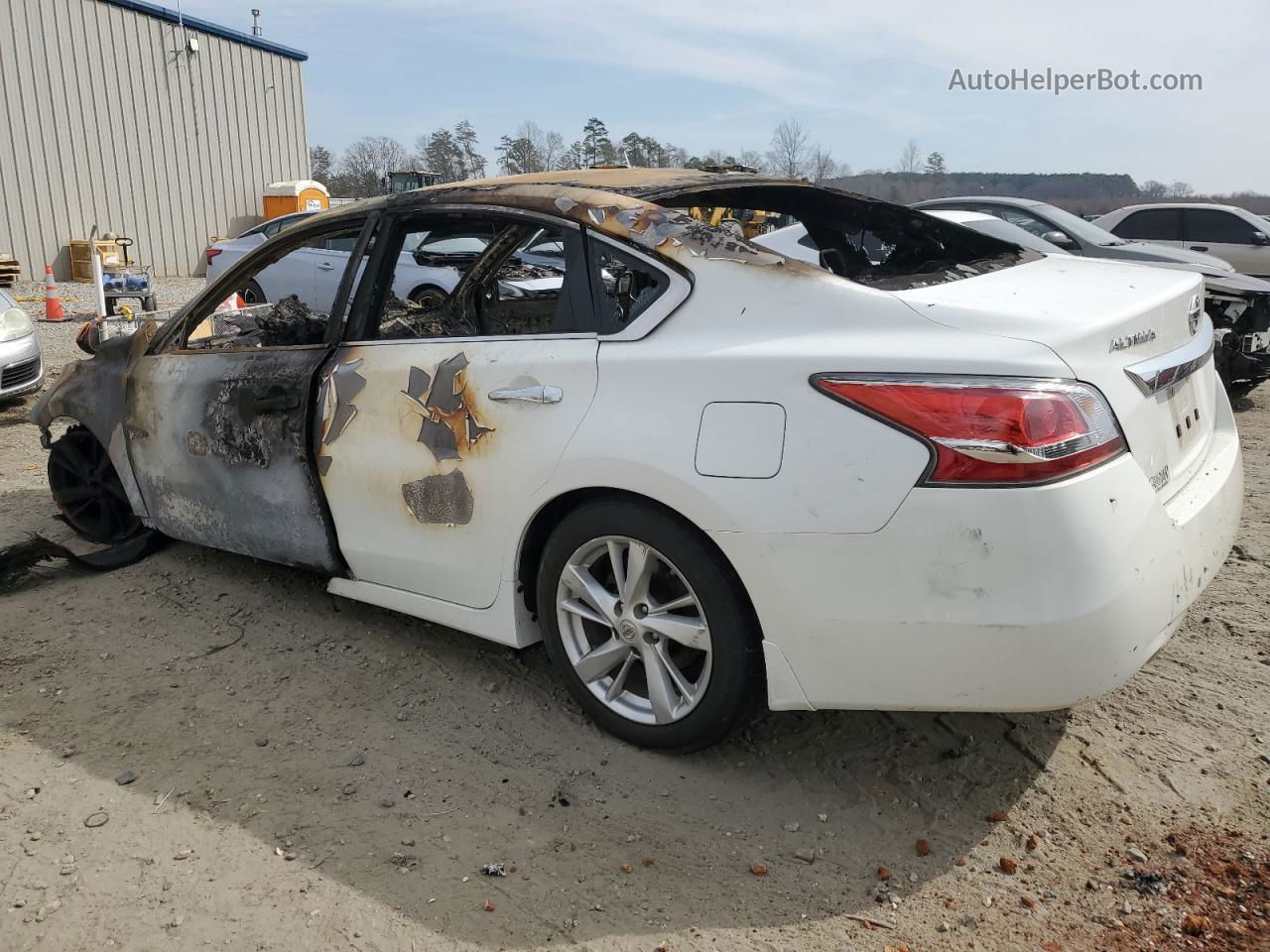 2015 Nissan Altima 2.5 White vin: 1N4AL3APXFC255583