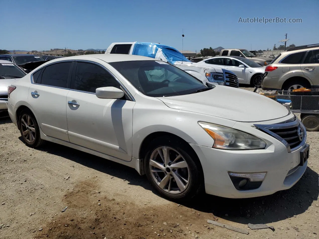 2015 Nissan Altima 2.5 White vin: 1N4AL3APXFC443939