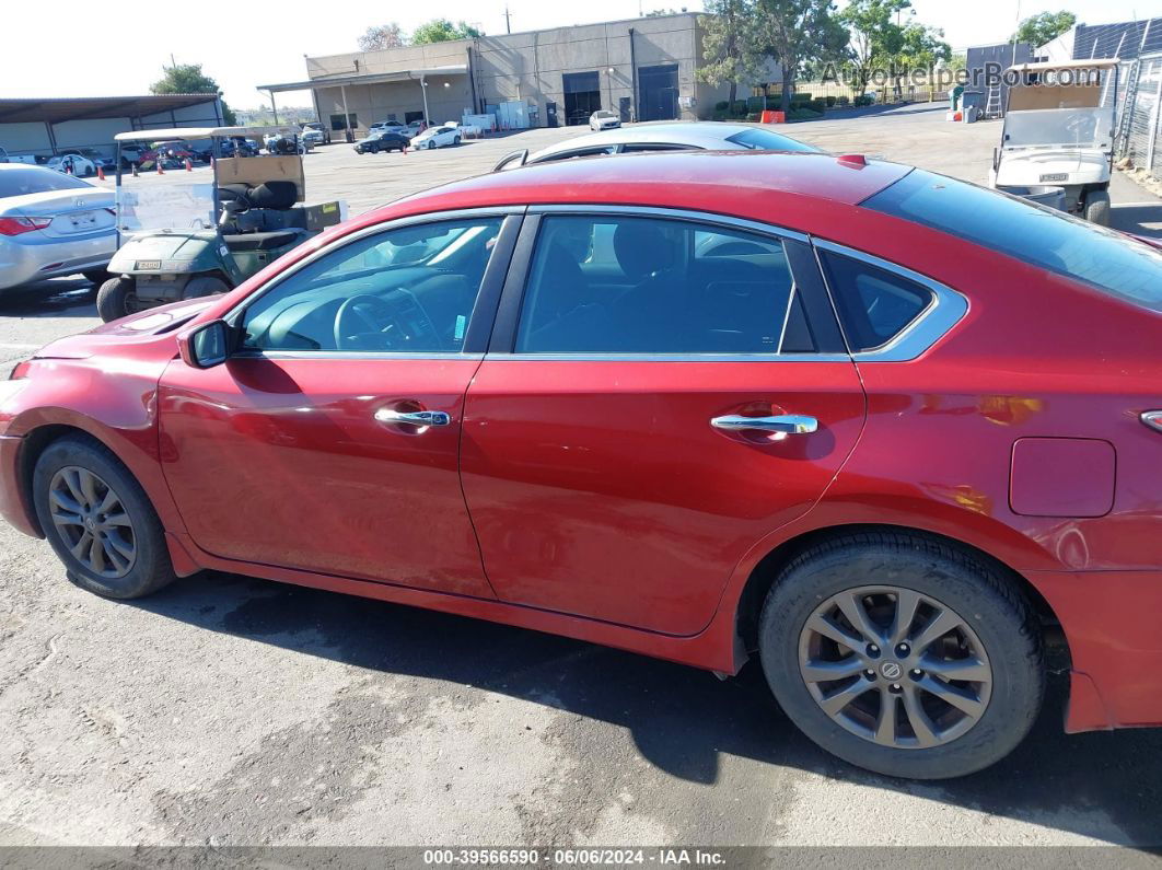 2015 Nissan Altima 2.5 S Red vin: 1N4AL3APXFC573834