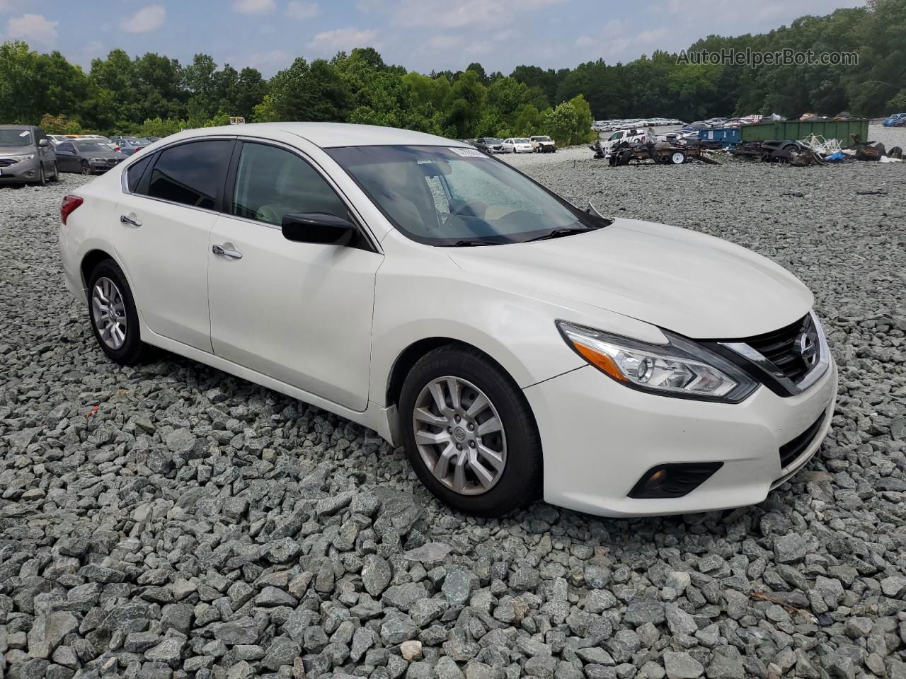 2017 Nissan Altima 2.5 White vin: 1N4AL3APXHC258955