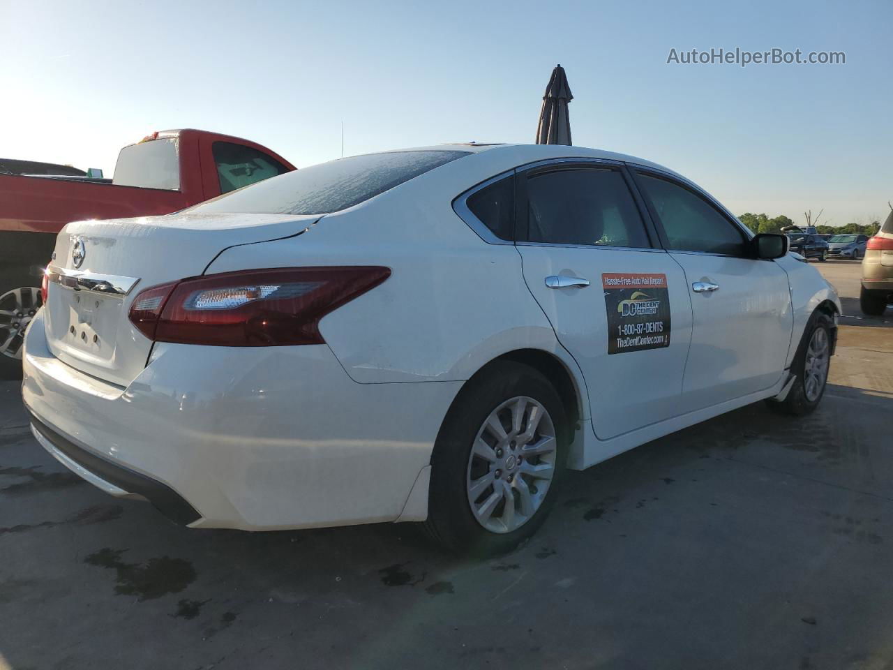 2018 Nissan Altima 2.5 White vin: 1N4AL3APXJC230174