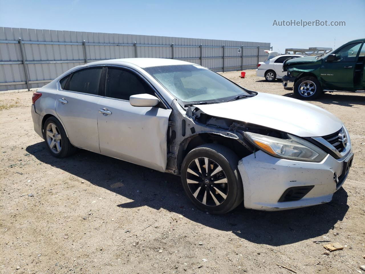 2018 Nissan Altima 2.5 Silver vin: 1N4AL3APXJC235469