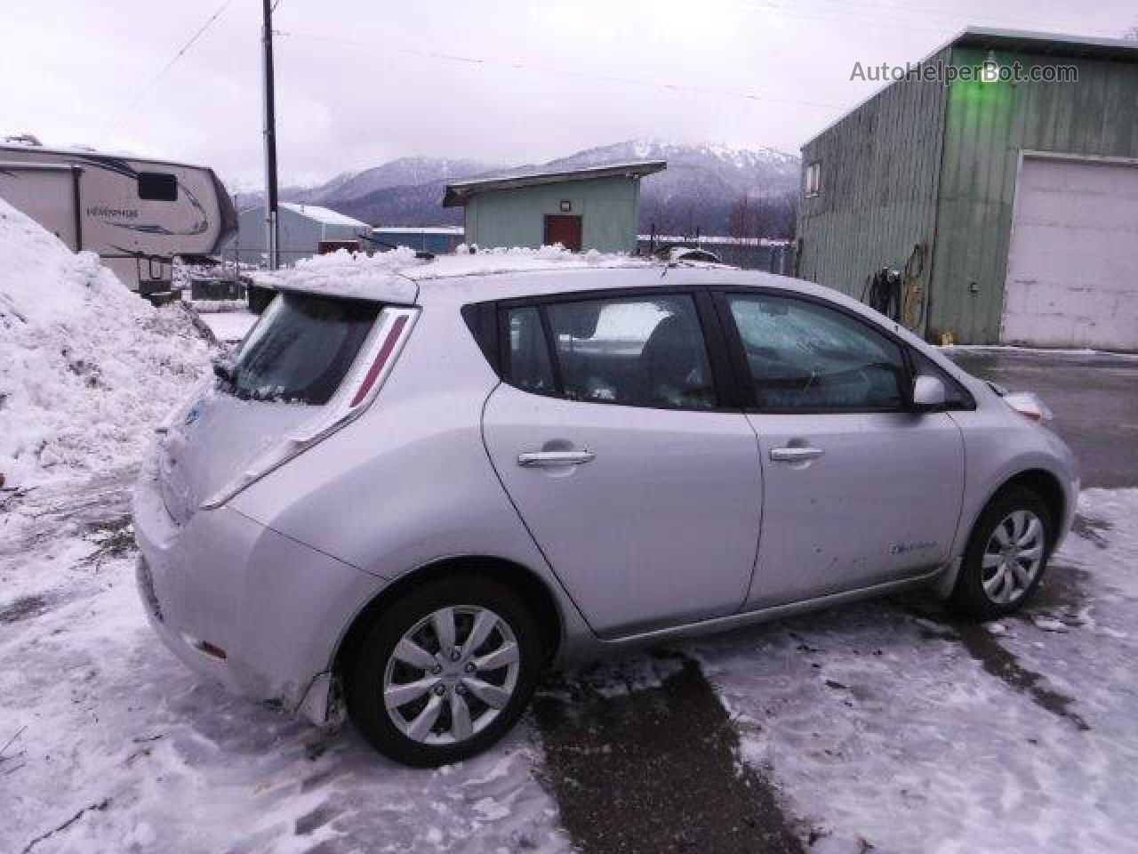 2015 Nissan Leaf S Серебряный vin: 1N4AZ0CP1FC301182