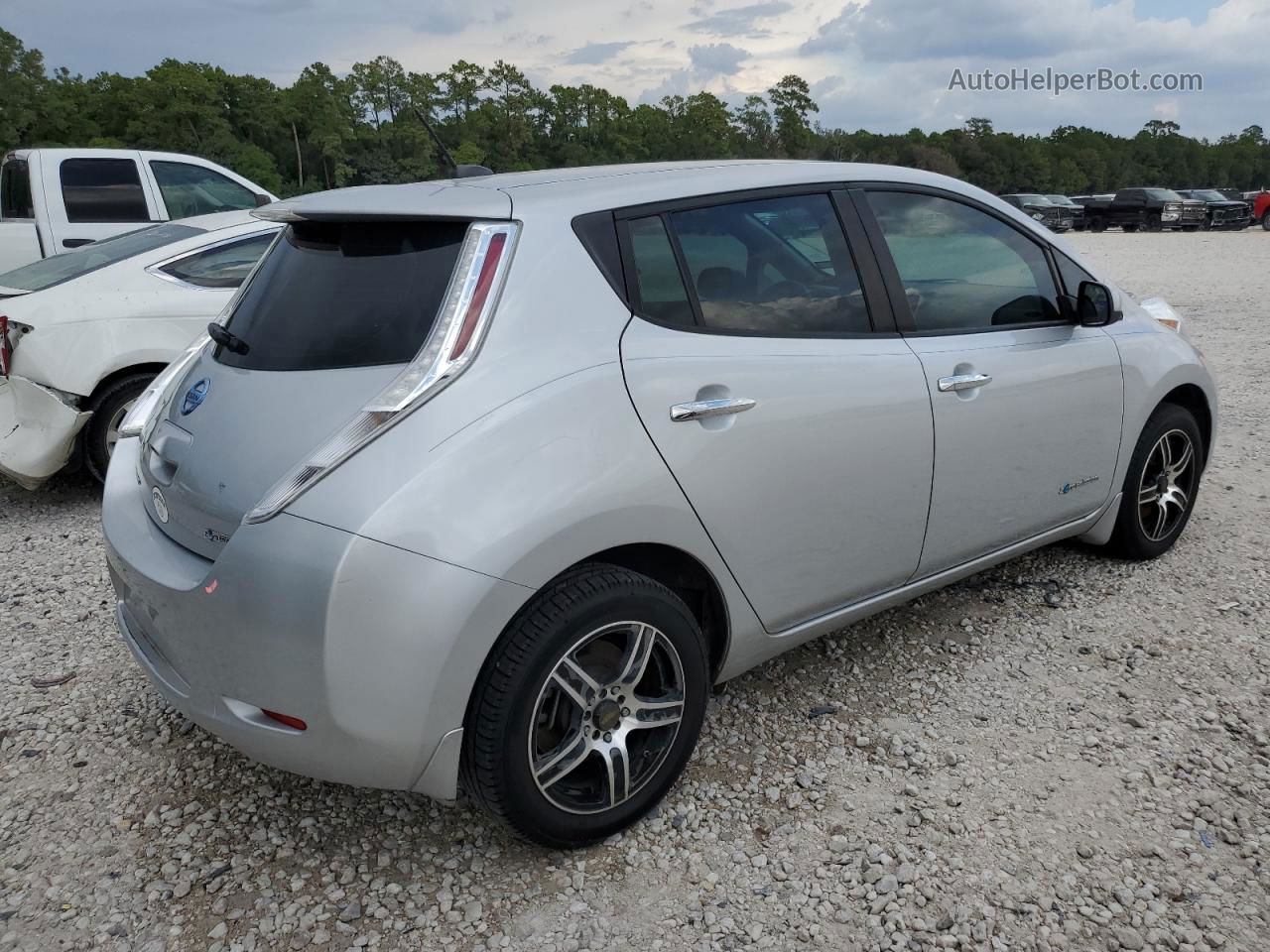 2015 Nissan Leaf S Серебряный vin: 1N4AZ0CP1FC313168