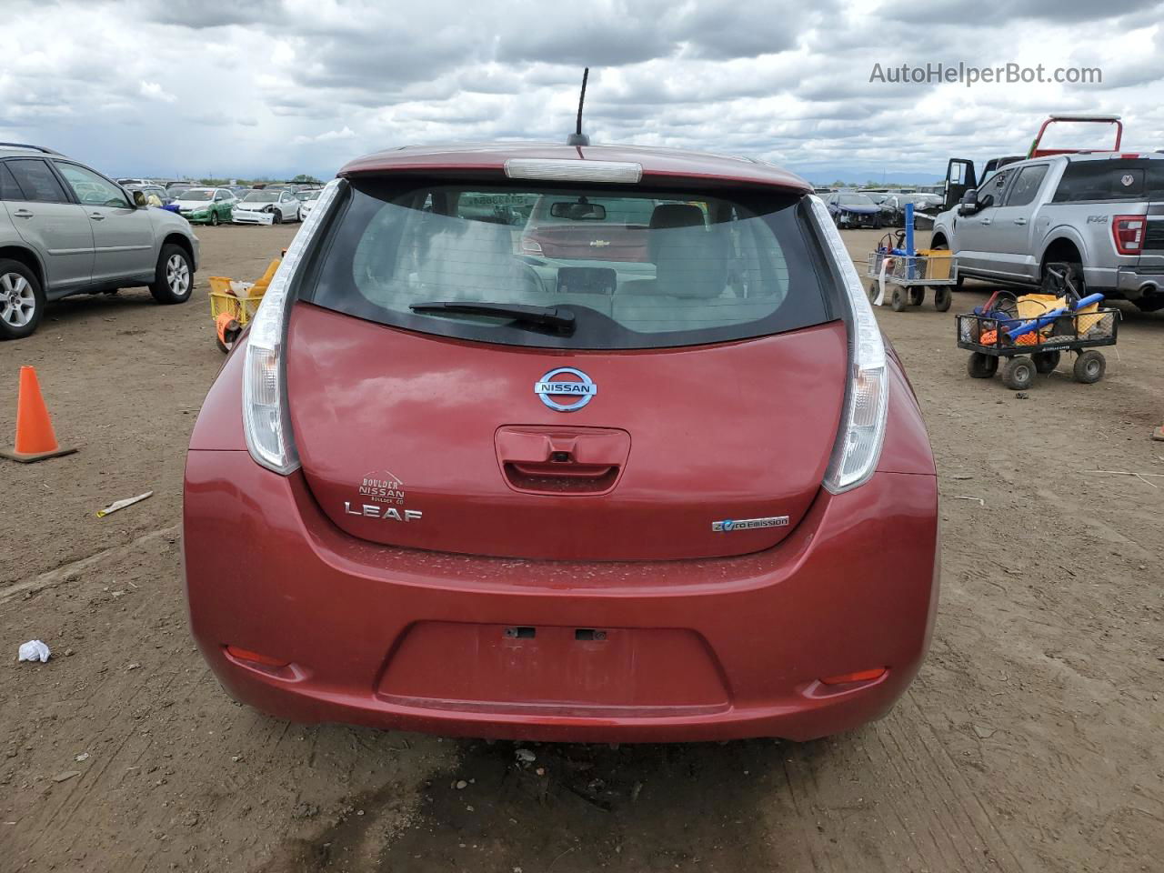 2015 Nissan Leaf S Burgundy vin: 1N4AZ0CP1FC316832