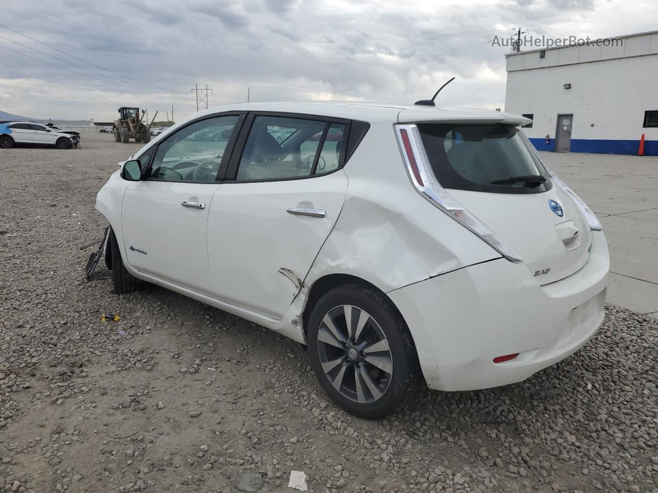 2015 Nissan Leaf S White vin: 1N4AZ0CP3FC318730